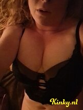 sofia-erotische-massage-via-kinky-67fd147b3cd0cf00131c31a9