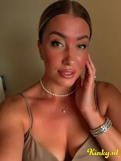 victoria-prive-ontvangst-via-kinky-6984cafe5ed0c0001212b3af