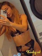 evelin-prive-ontvangst-via-kinky-695d2bff14b4e4001375bccb