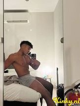 valentino-prive-ontvangst-via-kinky-6920b2a0665fb20013637af2