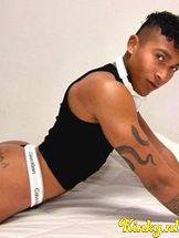 valentino-prive-ontvangst-via-kinky-690e6e8ec0682f0013e0287a