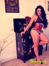 ianka-misstress-prive-ontvangst-via-kinky-5cf66a8757f1d1e677226160