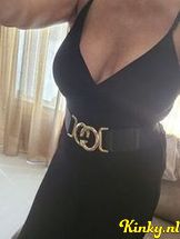 carrie-erotische-massage-via-kinky-68cc0172918ef40013941fb3
