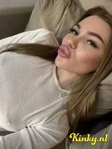 Emily - Slanke blondine