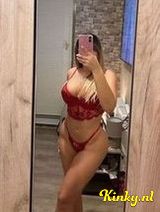 Paris - big tits and ass beautiful girl