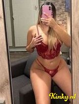 Paris - big tits and ass beautiful girl