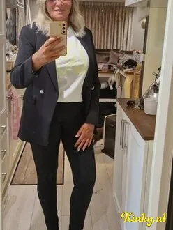 brigitte-prive-ontvangst-via-kinky-6540ff3a96733800197240f3