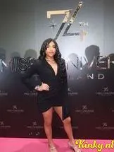 sofia-virtual-sex-via-kinky-6923fc90665fb20013637e1f