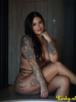 celina-escort-via-kinky-691c9141f65b700013933a14