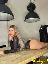 shirley-escort-via-kinky-691770d9f65b700013933474