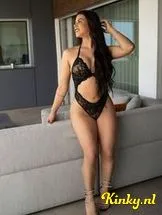 luiza-prive-ontvangst-via-kinky-6979e31fbedbf800144ad66e