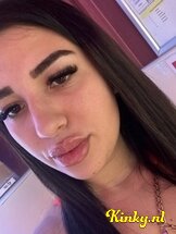 michelle-escort-via-kinky-6627eadcd1f82d001a33632b