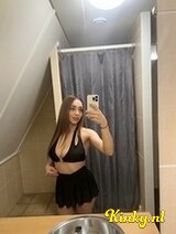Emily - Emily Party girl 