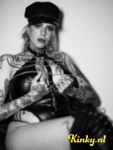 meesteres-alexandra-bdsm-via-kinky-6554980a8fbe77001d51ecdf