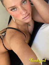 Zaira - Party girl, Massage tranta