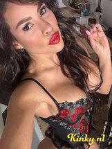 rose-escort-via-kinky-67e6bb55d2a65a0014f1ed09