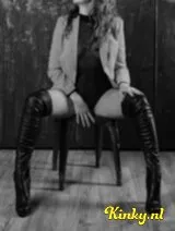 Chris & Ana - High Class kinky Koppel Beschikbaar voor een date.