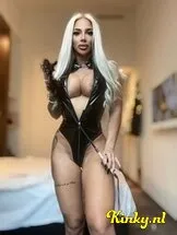 mistress-xenna-bdsm-via-kinky-658d95938bec2e0012773e76