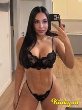 paula-escort-via-kinky-6934cc43a7af6200131b645a