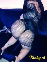 selena-prive-ontvangst-via-kinky-699e8a2b14066b00124745e5