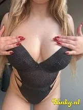 nina-escort-via-kinky-698e368e1237a50013cf094f