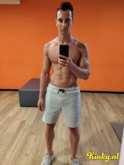 kevin-escort-via-kinky-66bddfb0397663001375442c