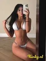 sara-prive-ontvangst-via-kinky-67c99767fc145e0014b74d26