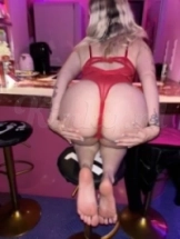 michelle-virtual-sex-via-kinky-668af0cce1c7a6001aa29be2