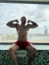 Jonathan - Gigoló, high class & kinks