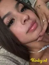 rosse-escort-via-kinky-694036423b24e100133dde4f