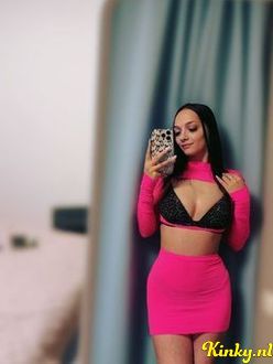 celine-prive-ontvangst-via-kinky-691b65612ae1c70012230f01