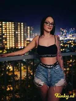 celine-prive-ontvangst-via-kinky-698fd2302eb0a20014f2d04d