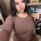 helen-virtual-sex-via-kinky-68deb119f6c6eb0013e5f4de