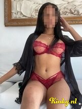 kiara-prive-ontvangst-via-kinky-68257e7b6f455c0013cfeb17