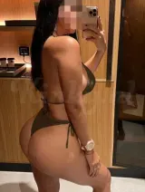 Kiara - A hot sensual party girl