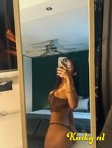 Irina - Hot mestiza trans sexy