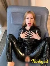 milana-virtual-sex-via-kinky-6965f6d811aba900140343aa