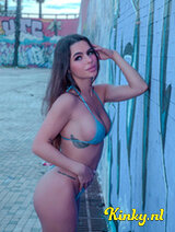 Roxy - Hottie in NL