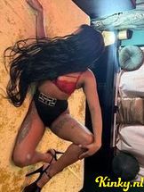 chantie-erotische-massage-via-kinky-692712ff0df2600012518ef7