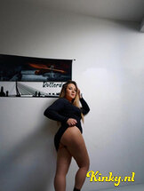 khloe-escort-via-kinky-679ea16159c5f90013e9c6eb