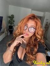 Leona - Fire girl 