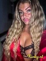 Gaby - Geile pornoster met een cup van E heb ik jou daar