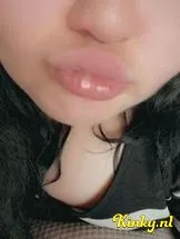 nathalie-virtual-sex-via-kinky-6985ebddac6ef70013cbba51