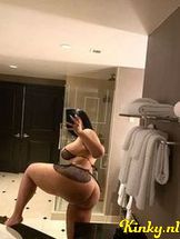 naty-prive-ontvangst-via-kinky-6913f9a1665fb20013636653