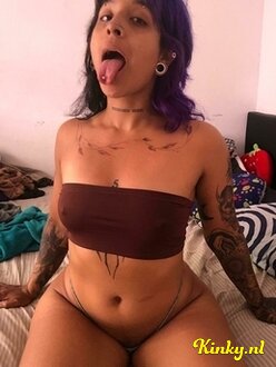 lazo-virtual-sex-via-kinky-689a1fb38a4a7a00135263c0