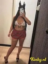 khloe-escort-via-kinky-698b2aacef9a4400131c95bd