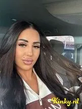 khloe-escort-via-kinky-699387d1d7518a00137f77e7