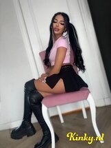 selena-escort-via-kinky-67f95f69375bfd0013186593