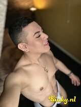 Esteban - Esteban hete jongen, eerste keer hier