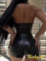 merlyn-bdsm-via-kinky-686ebe9b375bfd00131916f9